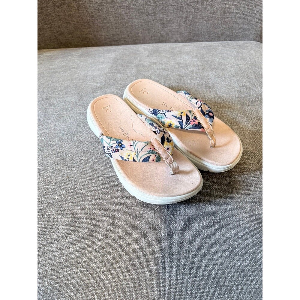 Vera Bradley VB Cloud Pink Floral Fabric Sandals Size 8